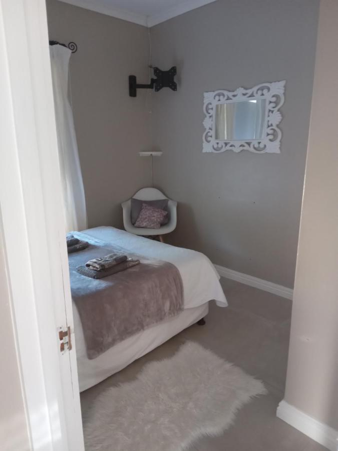 Toscana Cottage พอร์ตเอลิซาเบธ ภายนอก รูปภาพ