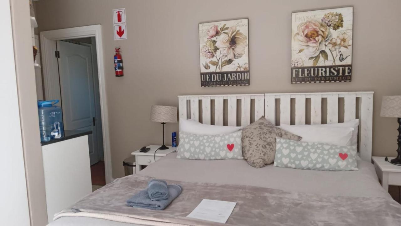 Toscana Cottage พอร์ตเอลิซาเบธ ภายนอก รูปภาพ