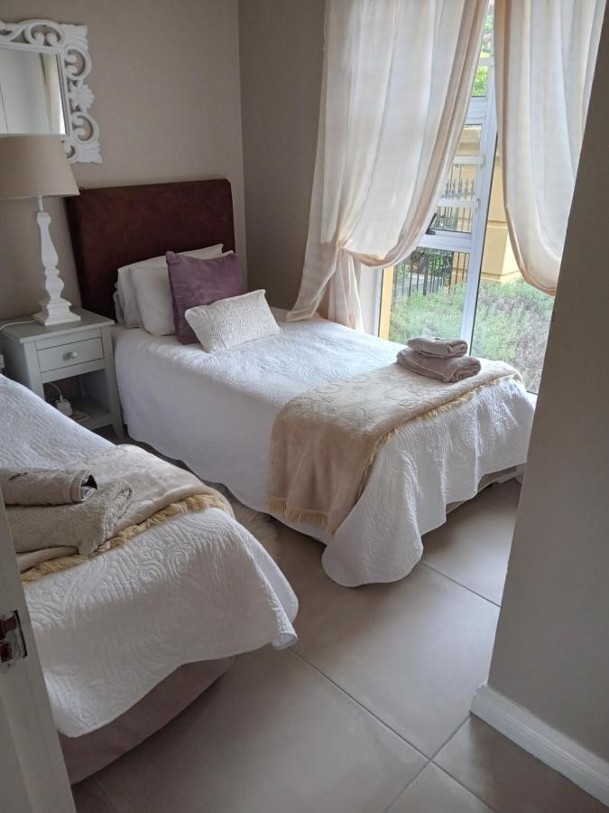 Toscana Cottage พอร์ตเอลิซาเบธ ภายนอก รูปภาพ