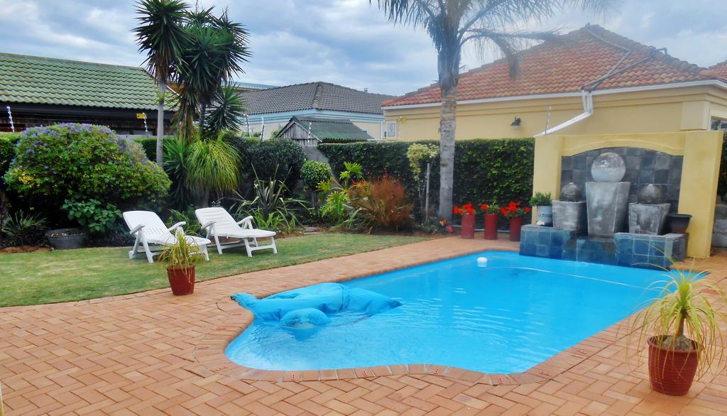 Toscana Cottage พอร์ตเอลิซาเบธ ภายนอก รูปภาพ